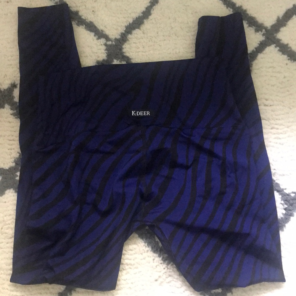 Never worn KDEER spandex size medium